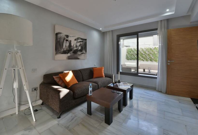 هتل Le Yacht Suites