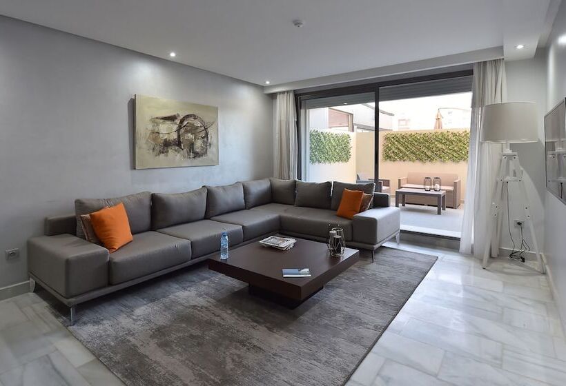 هتل Le Yacht Suites