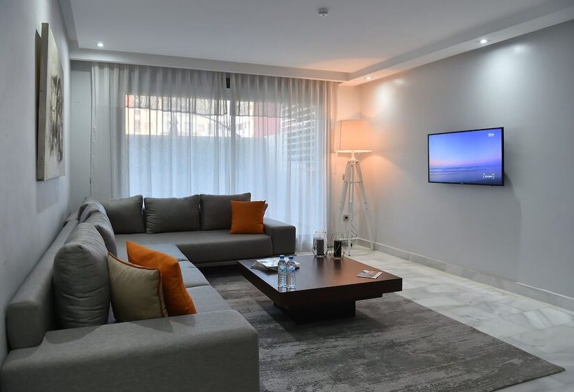 هتل Le Yacht Suites