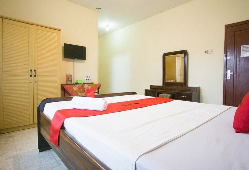 فندق Reddoorz Syariah @ Jalan Gajah Mada