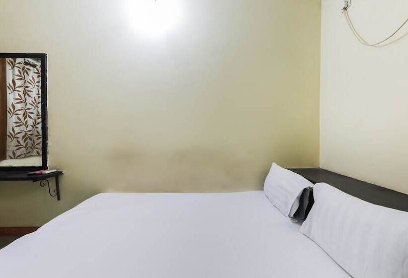 فندق Spot On 48832 Balaji Parisar