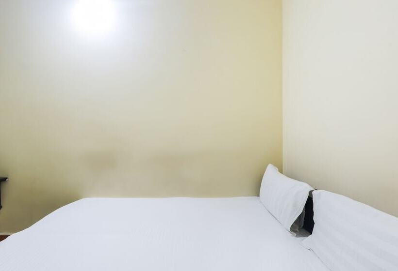 فندق Spot On 48832 Balaji Parisar