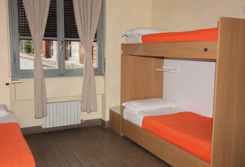 New Generation Hostel Tirana Center