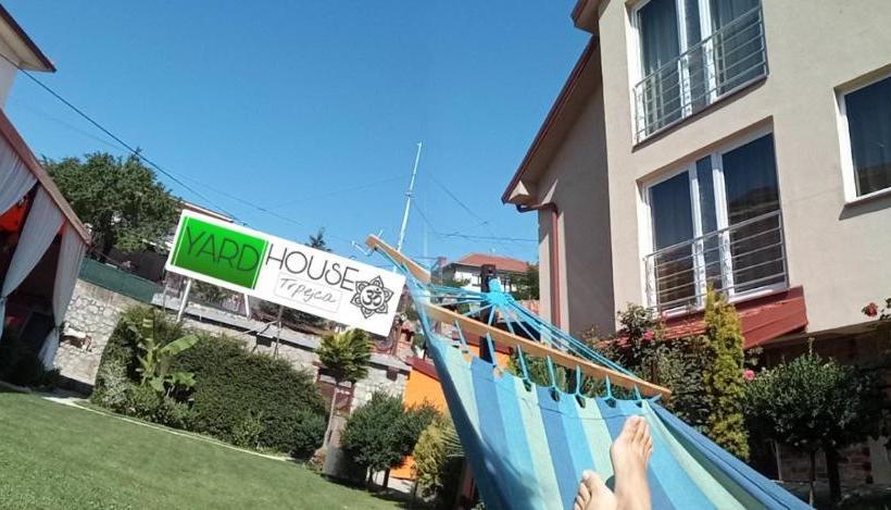 پانسیون Yard House Trpejca