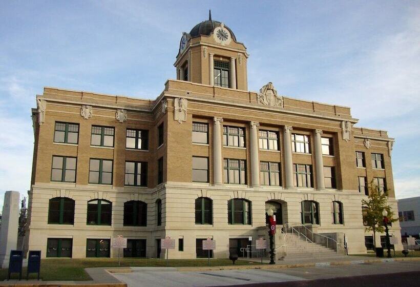 The Lancaster Manor Bed And Breakfast