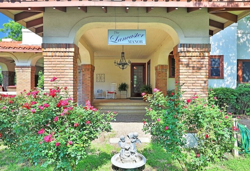 The Lancaster Manor Bed And Breakfast