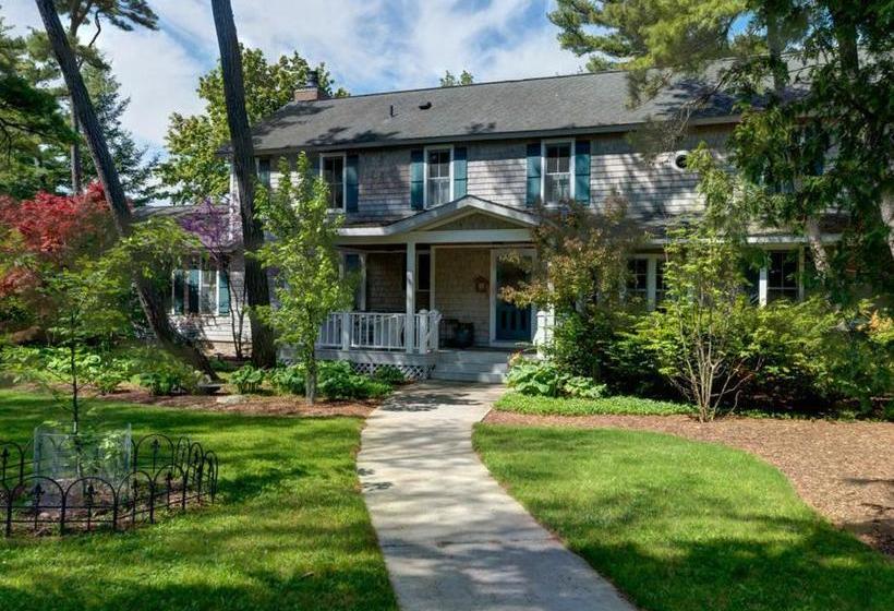 The Spring Lighthouse B&b