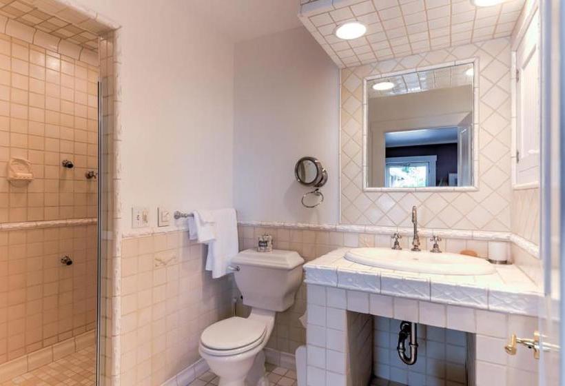 The Spring Lighthouse B&b