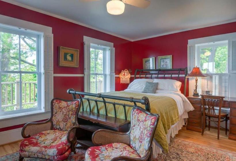 The Spring Lighthouse B&b