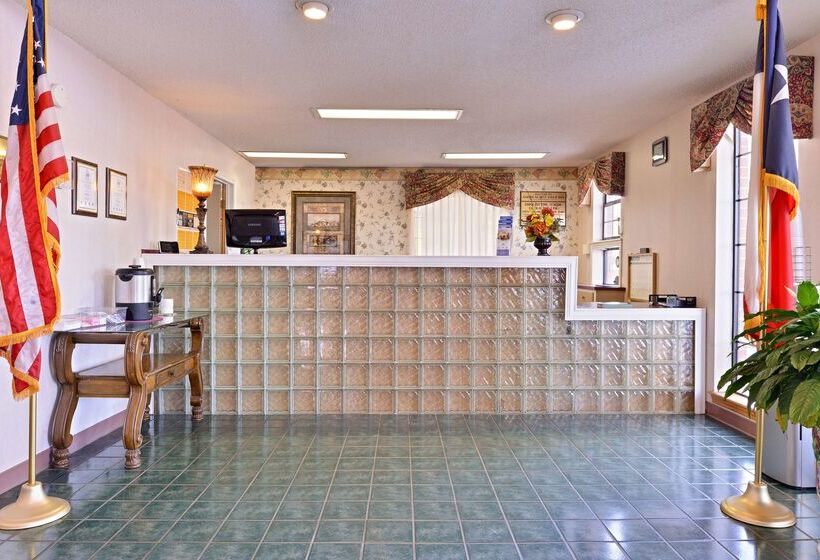 בית מלון כפרי Quality Inn & Suites