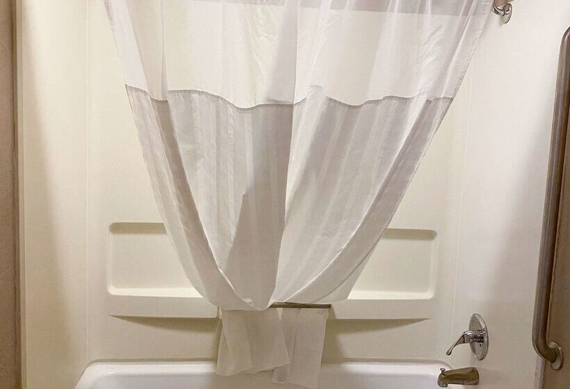 فندق Quality Inn & Suites