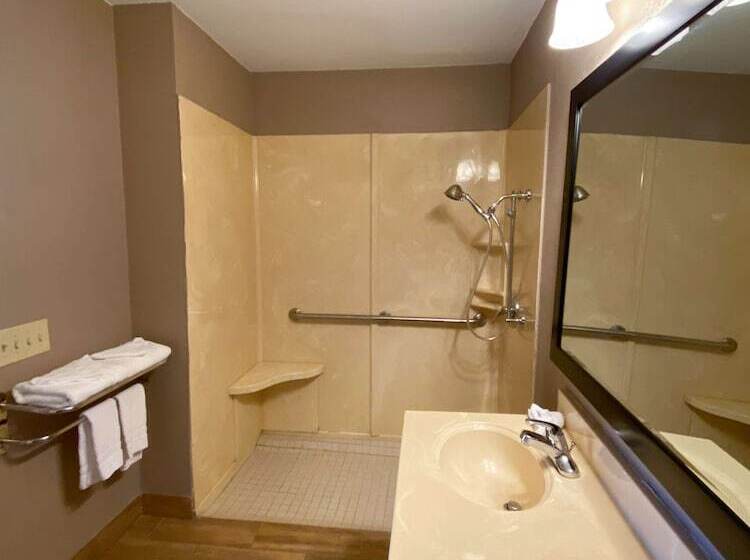 فندق Quality Inn & Suites