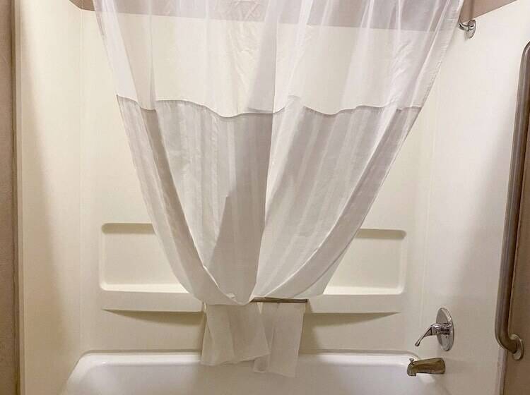 فندق Quality Inn & Suites