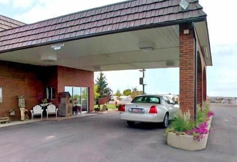 Отель Americas Best Value Inn Roosevelt/ballard