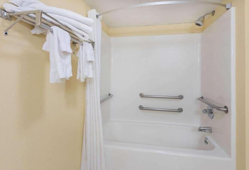 هتل Baymont By Wyndham Sevierville Pigeon Forge