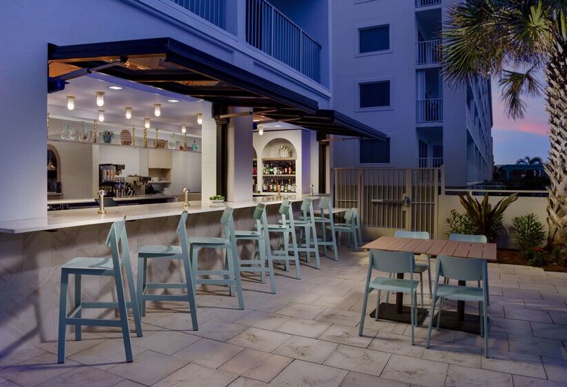 فندق Beal House Fort Walton Beach, Tapestry Collection By Hilton