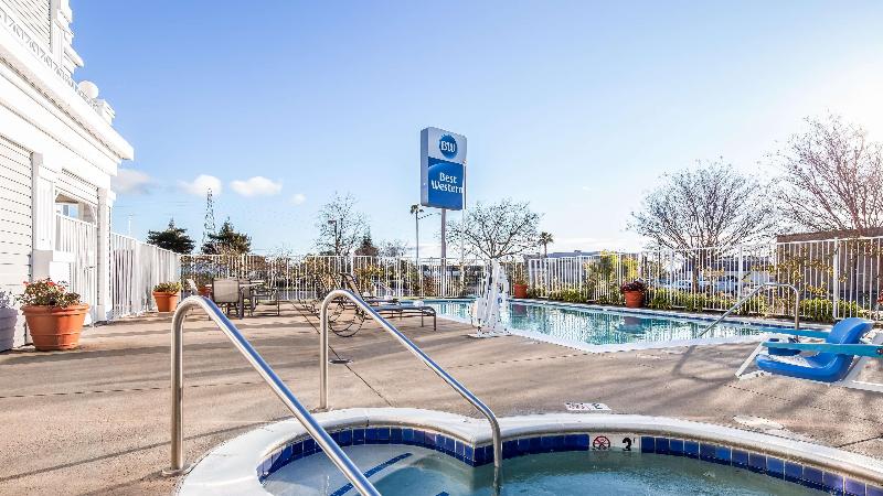 فندق Best Western Capital City Inn