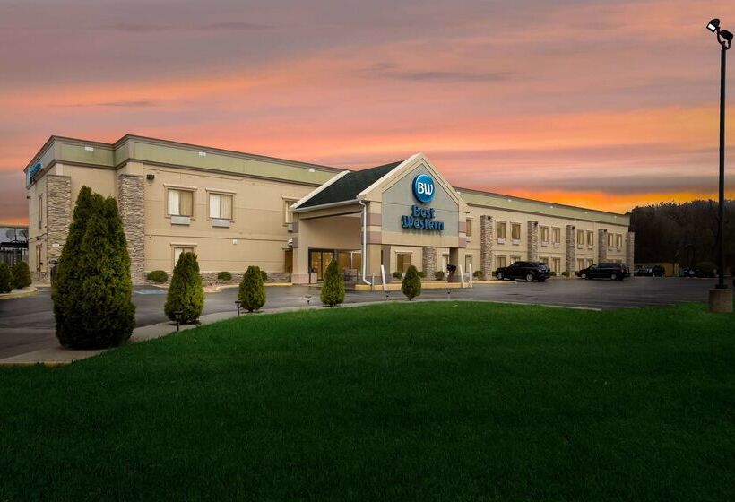 Отель Best Western Crossroads Inn