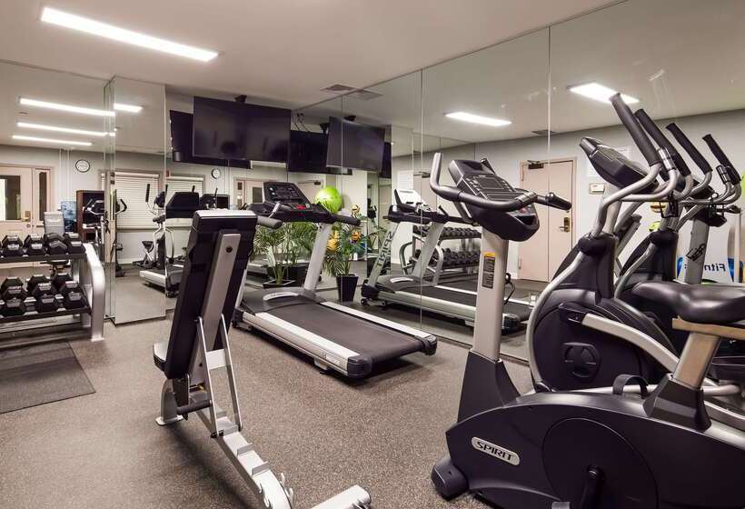 فندق Best Western Fort Lee