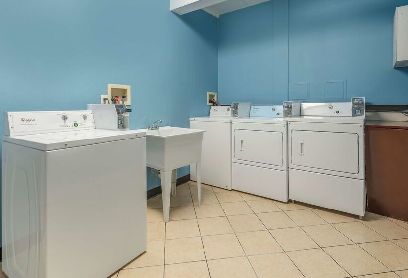 Отель Best Western Fort Washington Inn