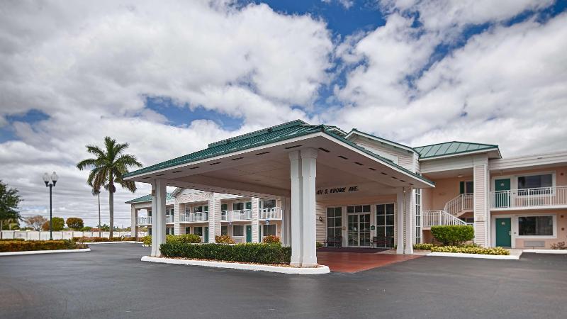 בית מלון כפרי Best Western Gateway To The Keys   Florida City, Homestead, Everglades
