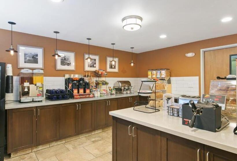 בית מלון כפרי Best Western Hidesert Inn