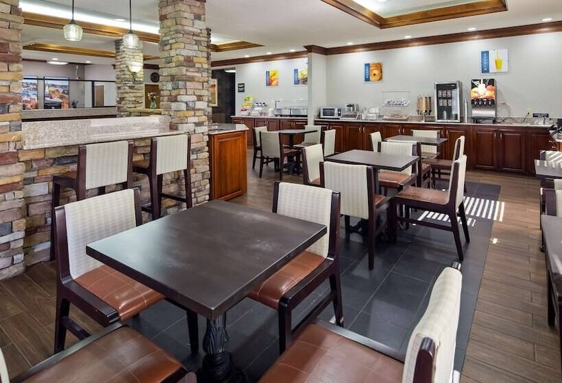 ホテル Best Western Inn & Suites