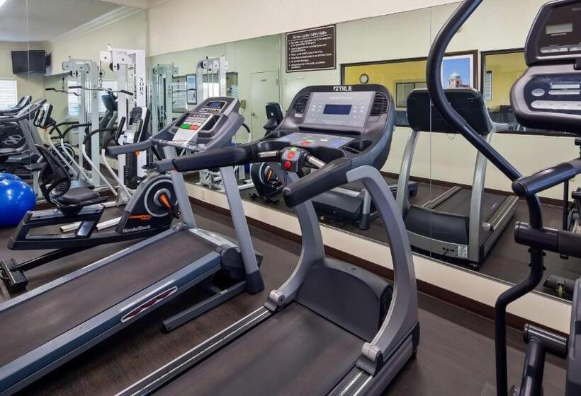 ホテル Best Western Inn & Suites