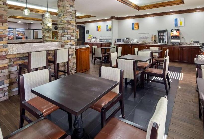 Отель Best Western Inn & Suites