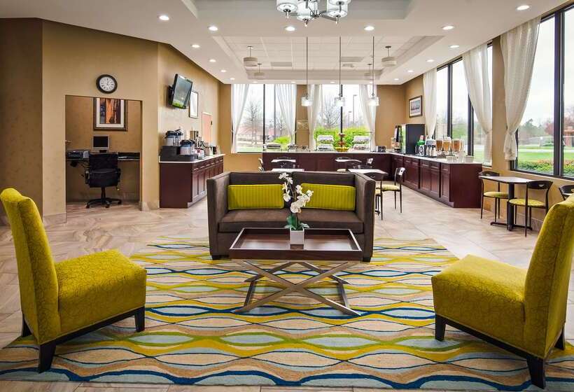 فندق Best Western Inn & Suites Monroe