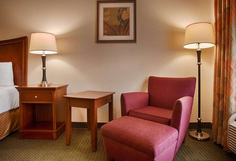 فندق Best Western Inn & Suites Monroe