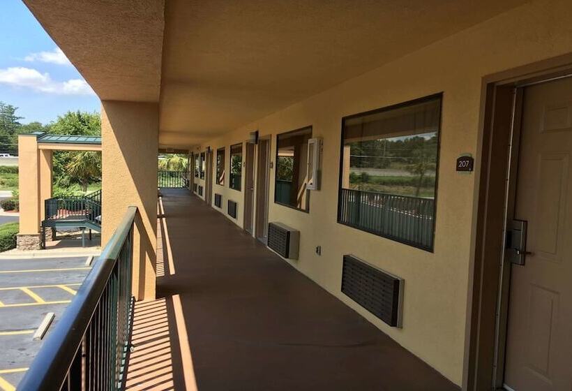 ホテル Best Western Inn & Suites Of Macon