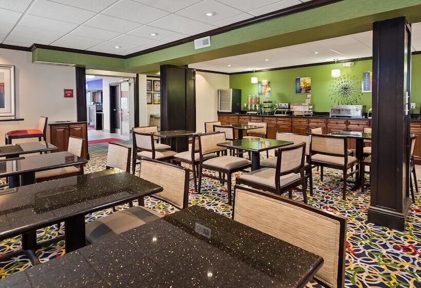 فندق Best Western Inn