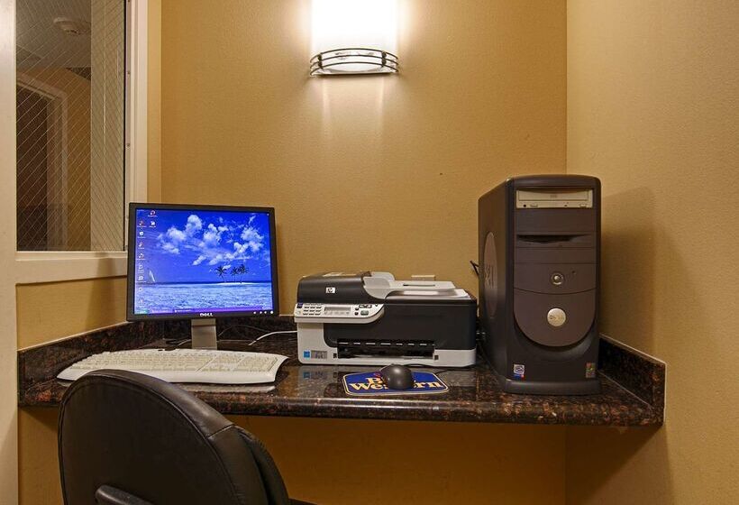 فندق Best Western Intracoastal Inn