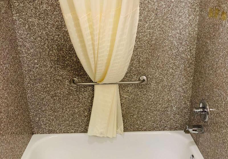 فندق Best Western Kenosha Inn