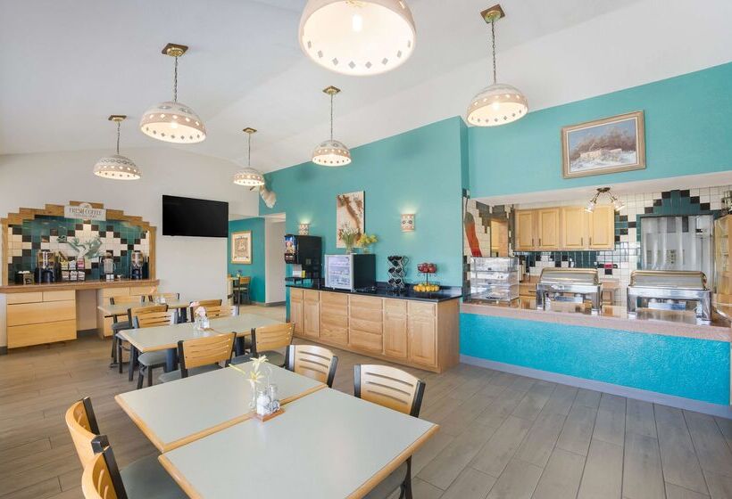 Отель Best Western Kokopelli Lodge