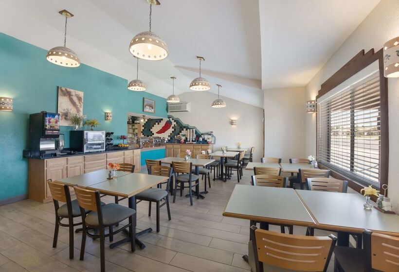 Отель Best Western Kokopelli Lodge