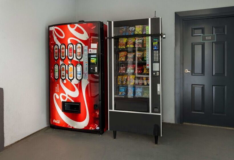 בית מלון כפרי Best Western La Place Inn