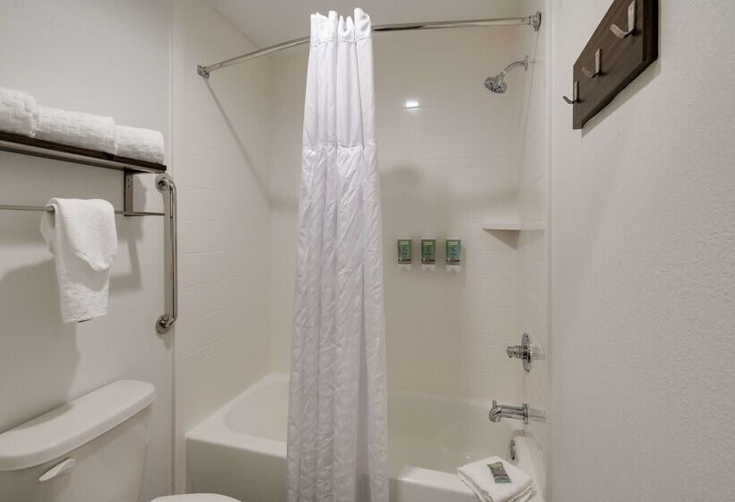 בית מלון כפרי Best Western La Place Inn