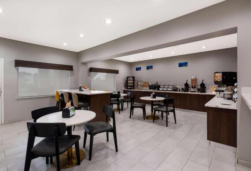 בית מלון כפרי Best Western La Place Inn