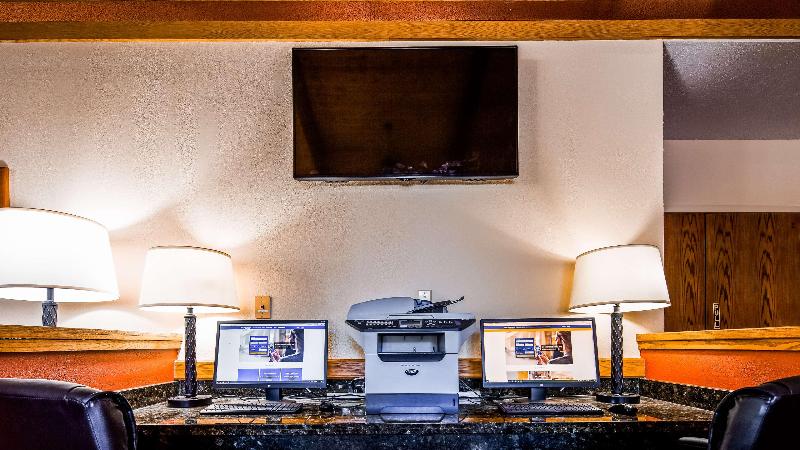 فندق Best Western Lake Lucille Inn