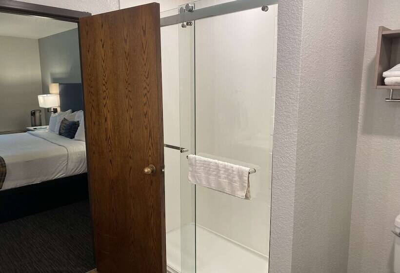 فندق Best Western Lake Lucille Inn