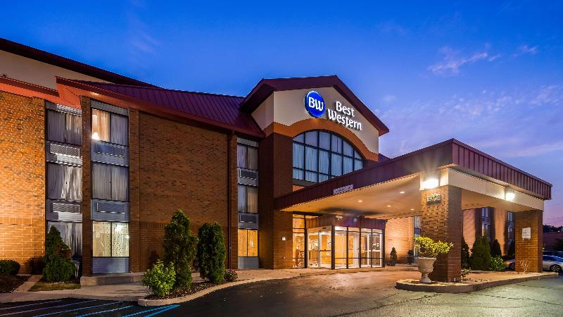 هتل Best Western Luxbury Inn Fort Wayne