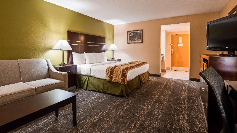 هتل Best Western Luxbury Inn Fort Wayne