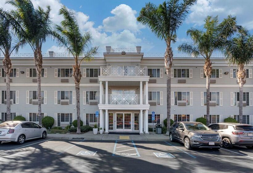 酒店 Best Western Luxury Inn