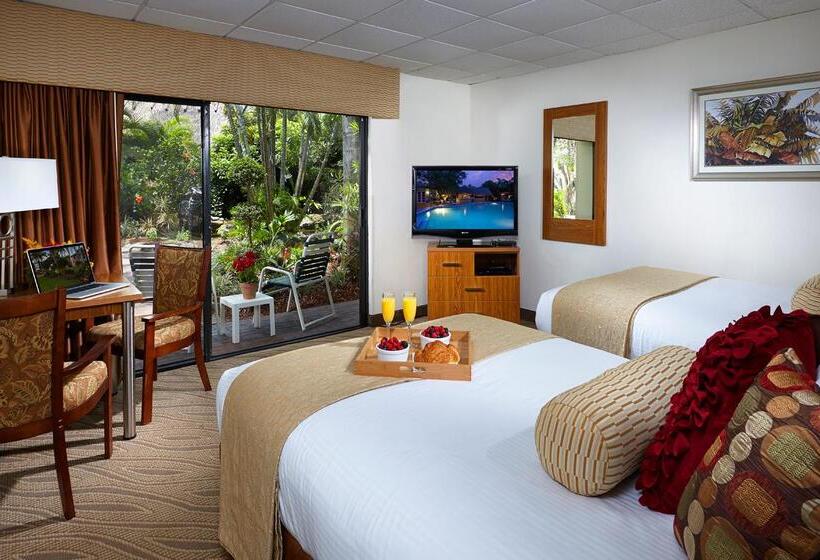 فندق Best Western Naples Inn & Suites