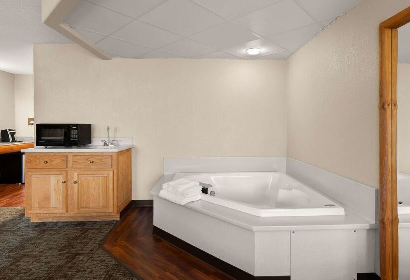 فندق Best Western Northwoods Lodge