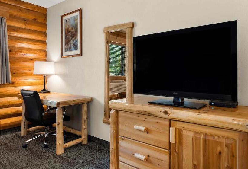 فندق Best Western Northwoods Lodge