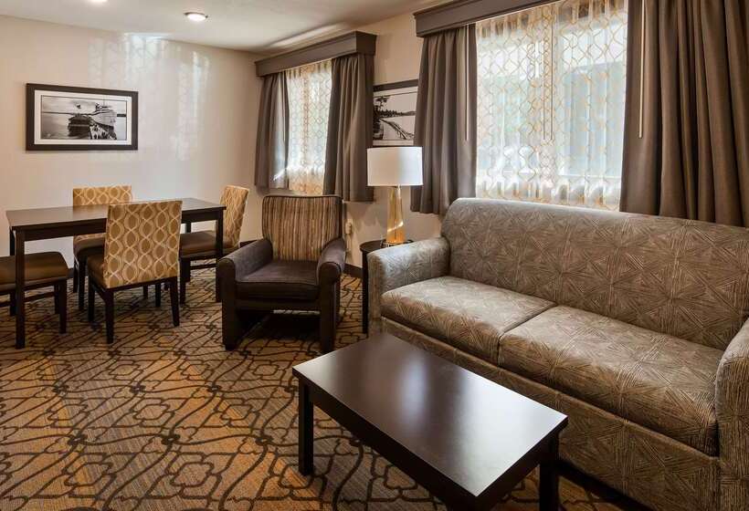 فندق Best Western Of Harbor Springs