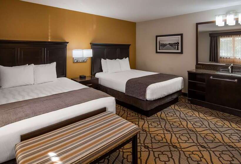 فندق Best Western Of Harbor Springs